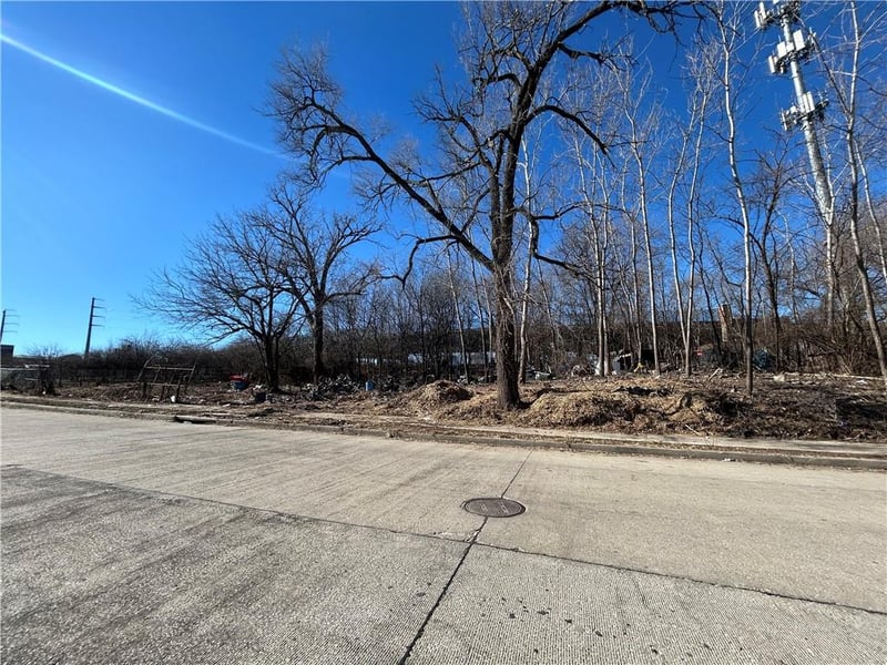 2110 Forest Ave, Kansas City, MO 64108