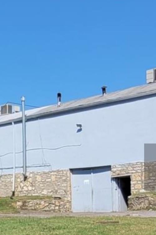 2201 Quindaro Blvd, Kansas City, KS 66104