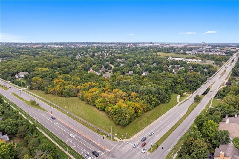 5500 W 127th St, Overland Park, KS 66209