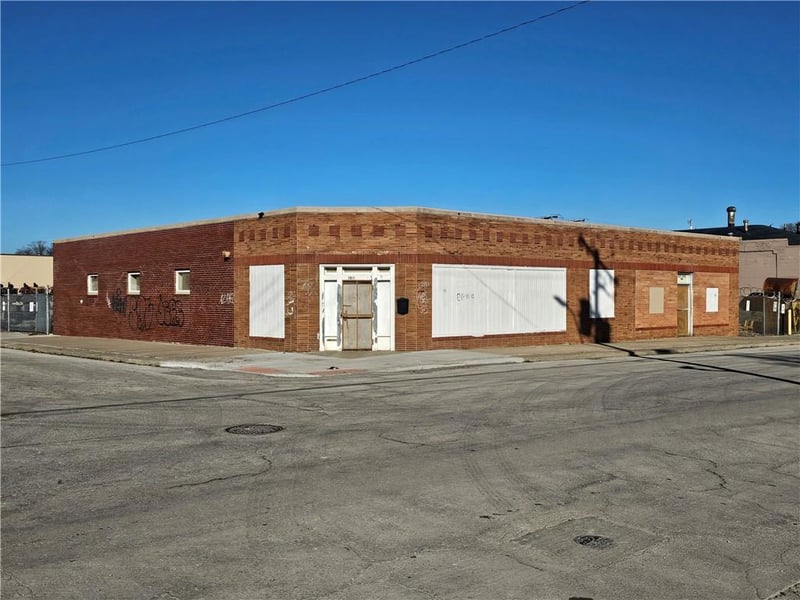 1300 E 8th St, Kansas City, MO 64106