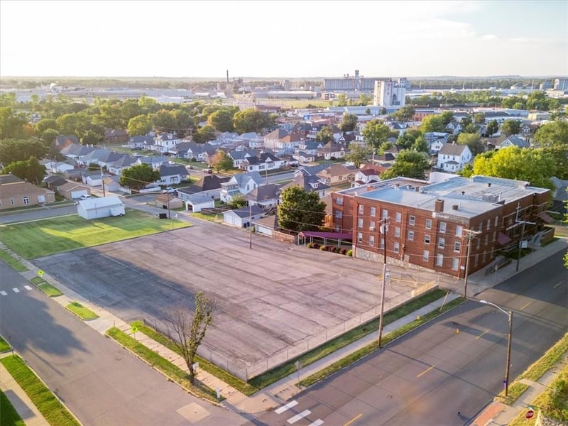 5708 King Hill Ave, St Joseph, MO 64504