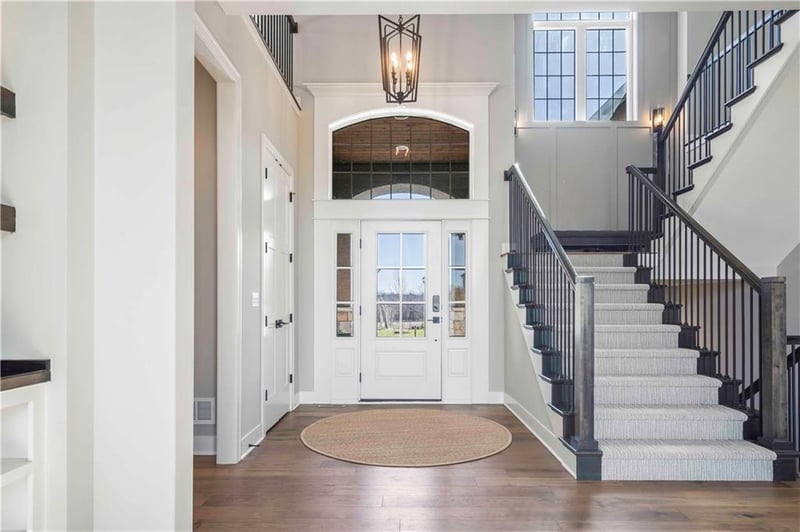 15832 Reinhardt St, Overland Park, KS 66224