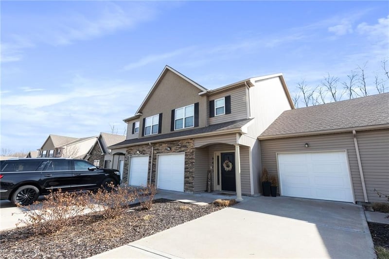 9421 Adrain Ave, Kansas City, MO 64154