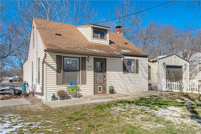 4948 NW High Dr, Riverside, MO 64150