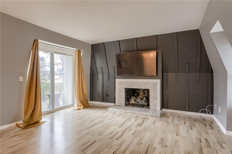 6708 W 109th St #F, Overland Park, KS 66211