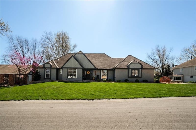 1308 NW 3rd St, Blue Springs, MO 64014