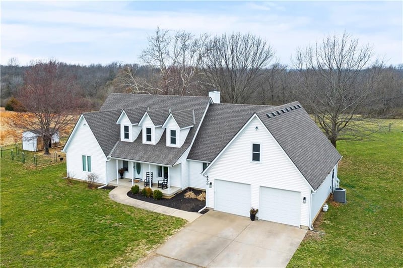 8400 Rhinehart Rd, Kansas City, MO 64139