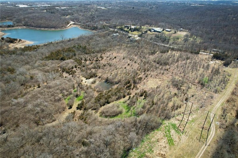 2900 119th St, Kansas City, MO 64137