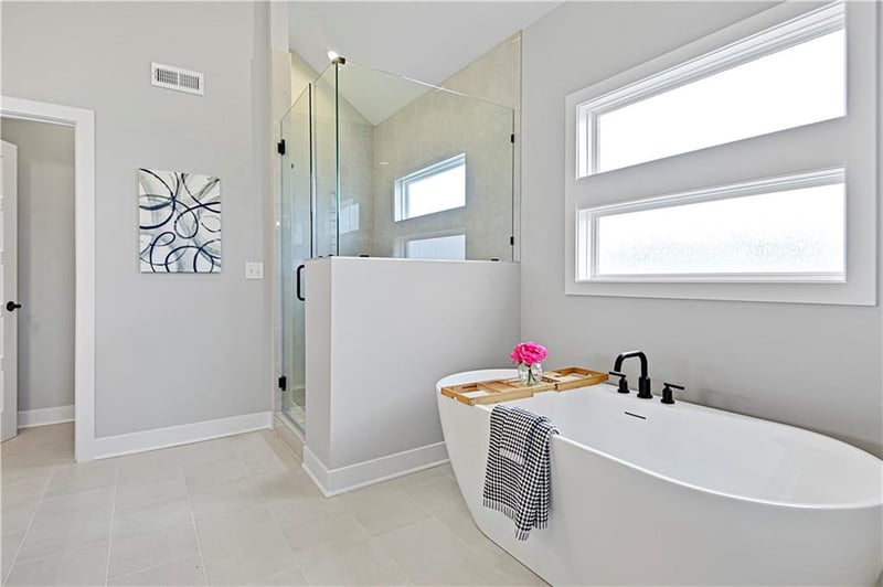 17421 Gillette St, Overland Park, KS 66221