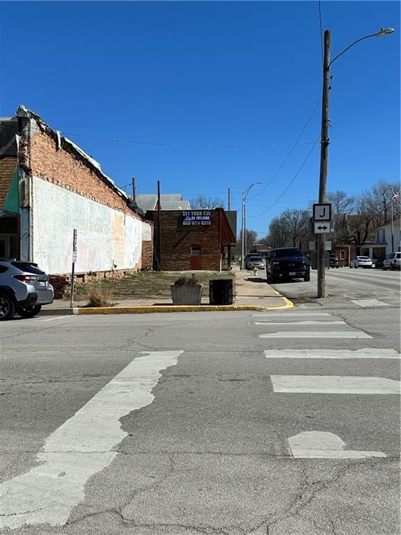 102 N State St, Knob Noster, MO 65336