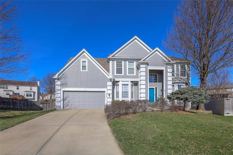 900 93rd Ct, Kansas City, MO 64155