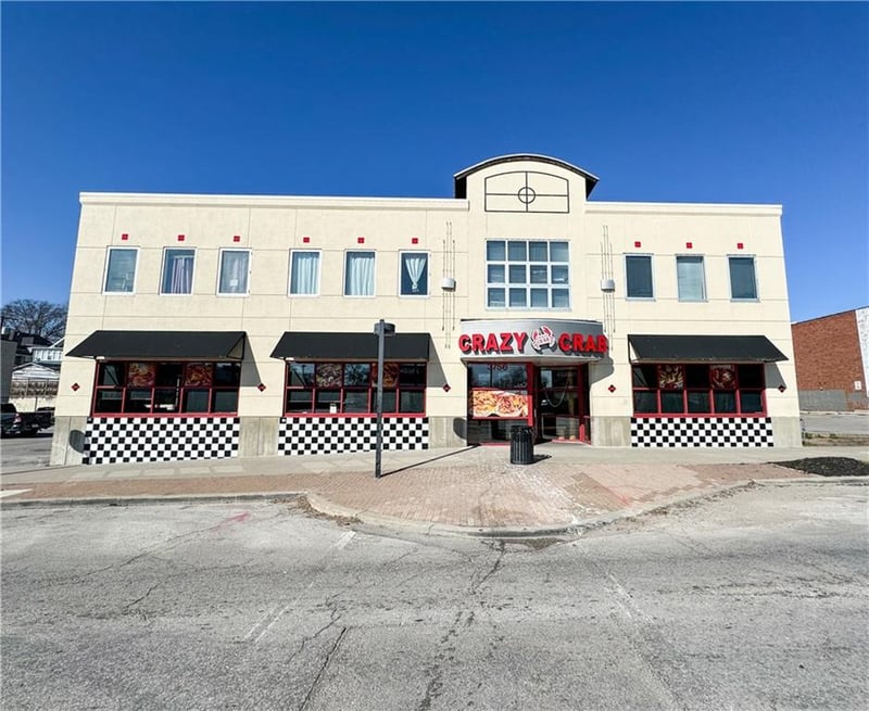 3756 Broadway Blvd, Kansas City, MO 64111