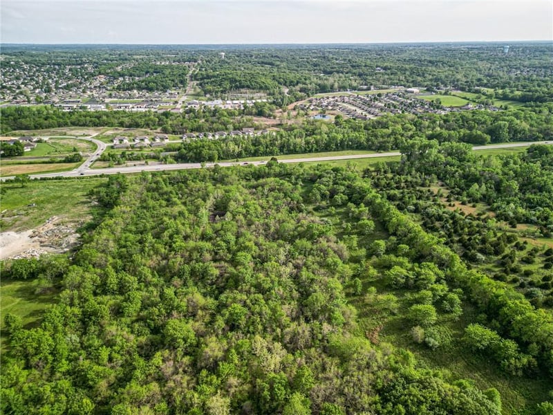 No Address Westbound 40 Hw, Blue Springs, MO 64014