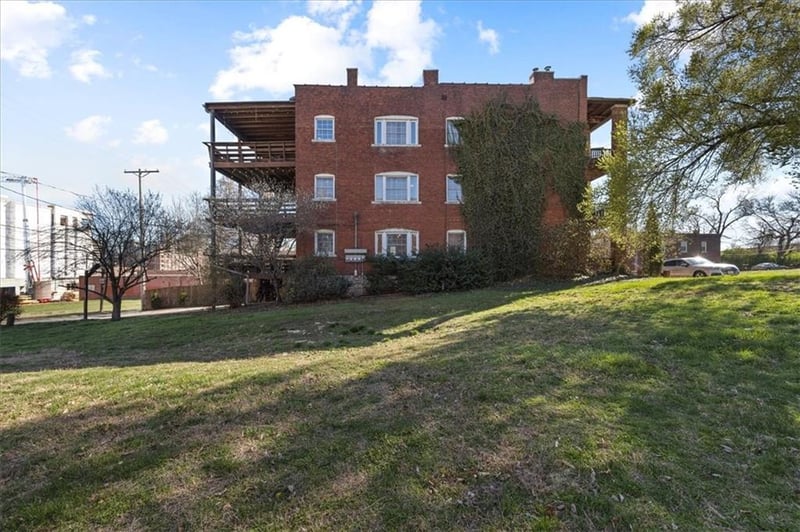 1829 Washington St, Kansas City, MO 64108