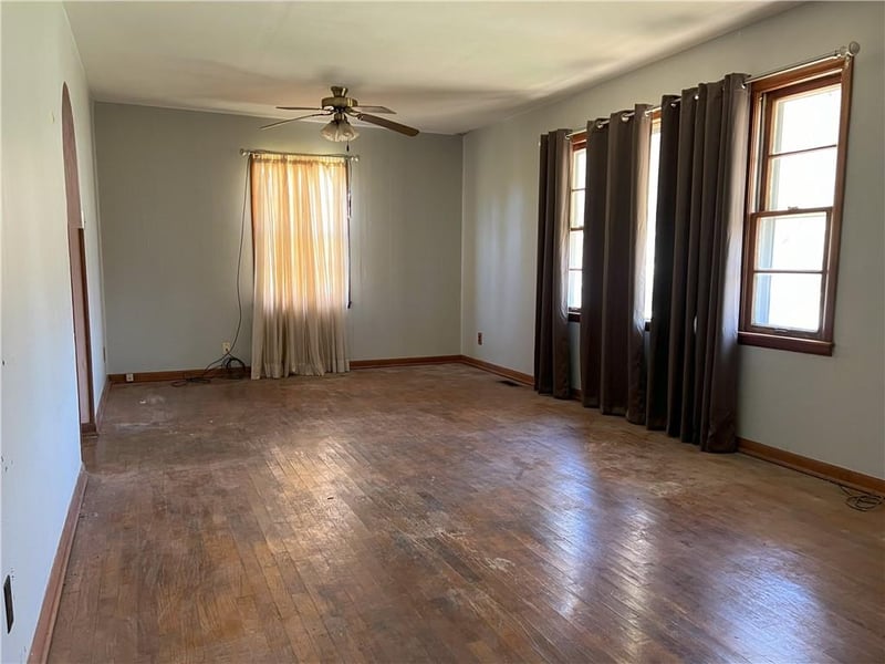 1206 S Gordon St, Concordia, MO 64020