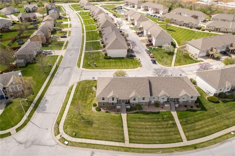 3826 86th Ter, Kansas City, MO 64156