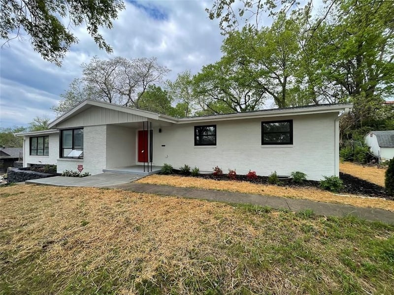 3132 Lister Ave, Kansas City, MO 64128