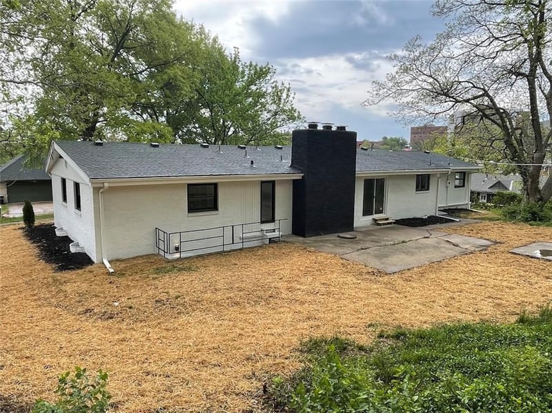 3132 Lister Ave, Kansas City, MO 64128
