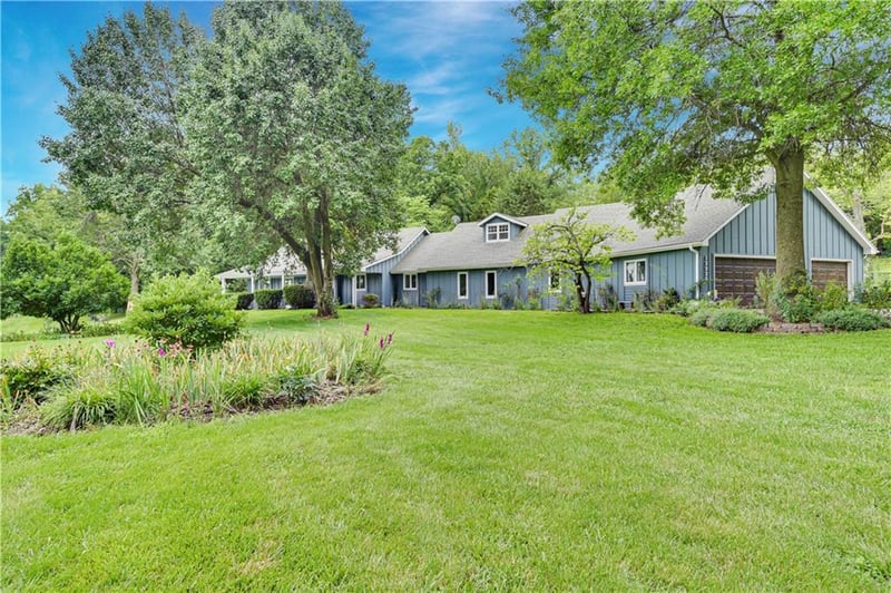 13939 Frost Rd, Kansas City, MO 64138
