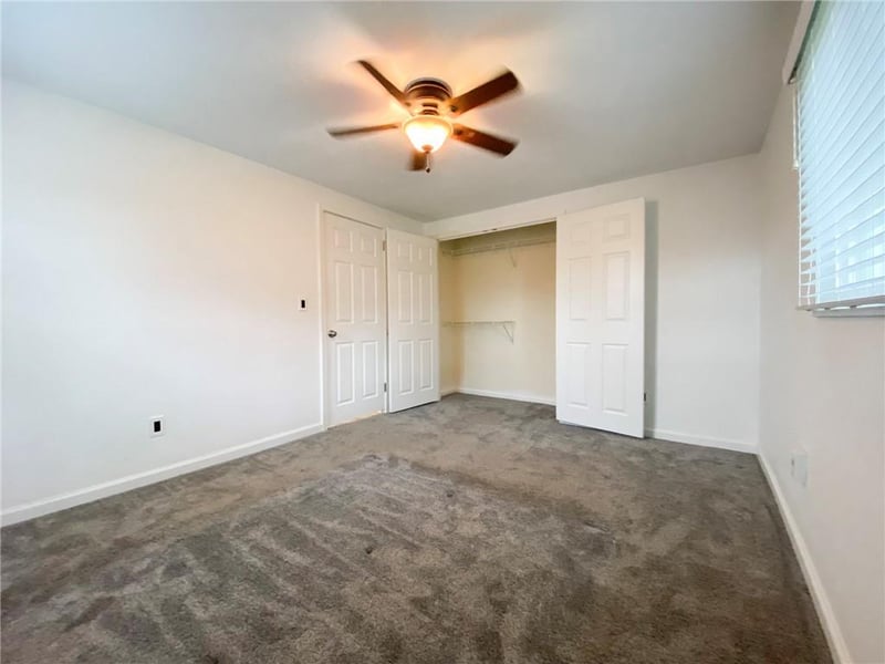 8719 Switzer Rd, Overland Park, KS 66214