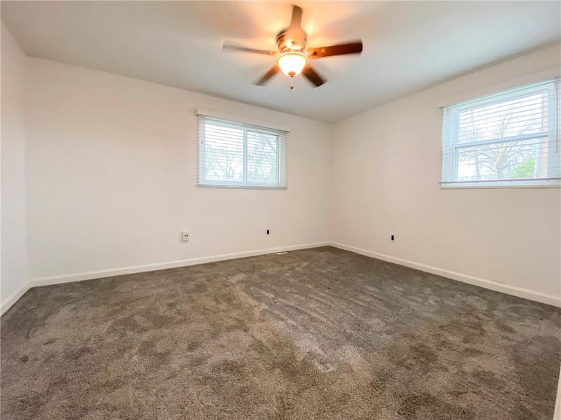 8719 Switzer Rd, Overland Park, KS 66214