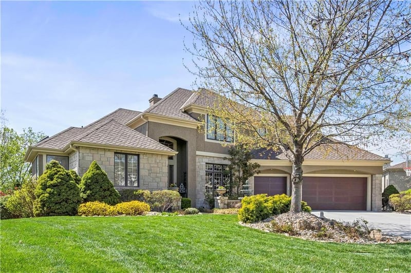 6017 W 142nd St, Overland Park, KS 66223