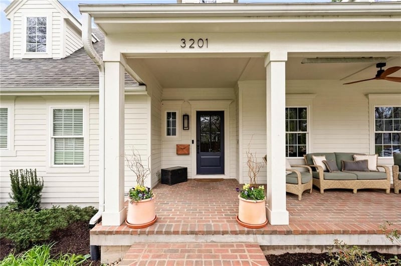 3201 W 82nd St, Leawood, KS 66206