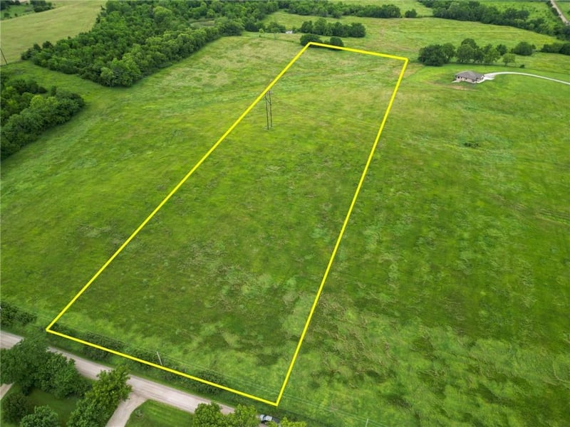Lot 2 Kissinger Rd, Leavenworth, KS 66048