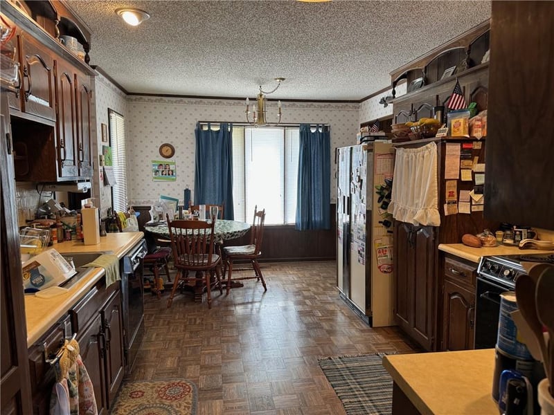 24984 P Hw, Gallatin, MO 64640