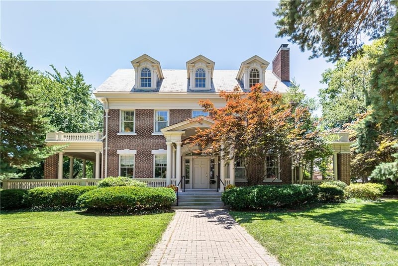 1001 W 58 Ter, Kansas City, MO 64113