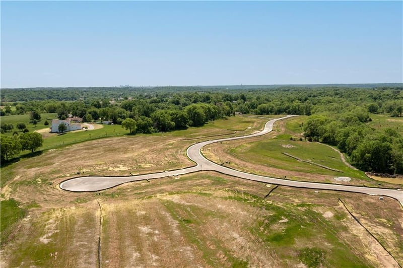 Lot 4 N/A, Parkville, MO 64152