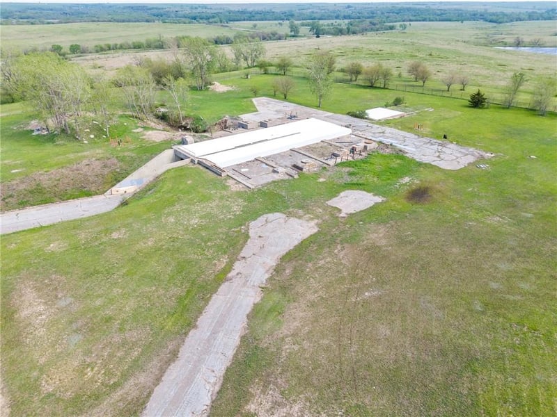 3627 Road D Rd, Allen, KS 66833