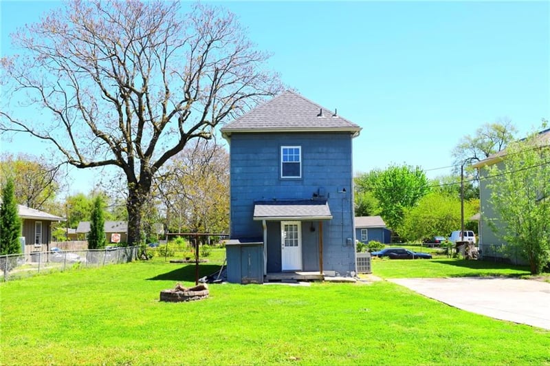 828 S Valley St, Kansas City, KS 66105