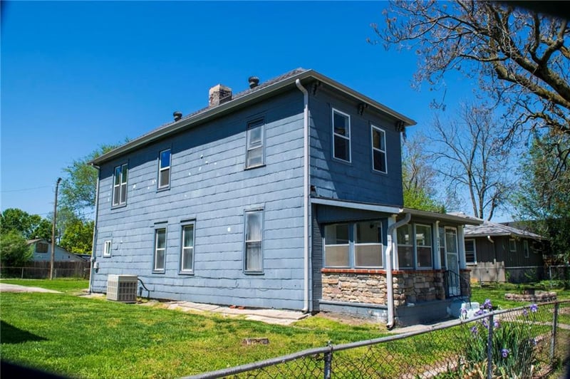 828 S Valley St, Kansas City, KS 66105