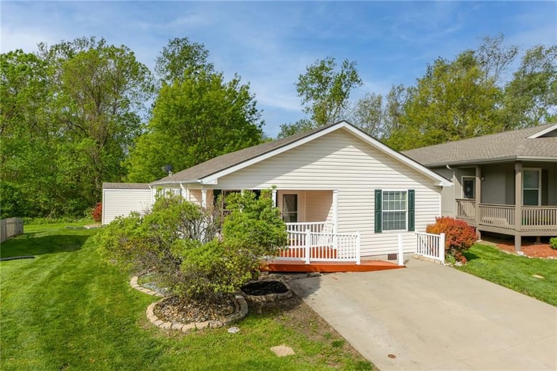 12206 N Atkins Ave, Kansas City, MO 64163