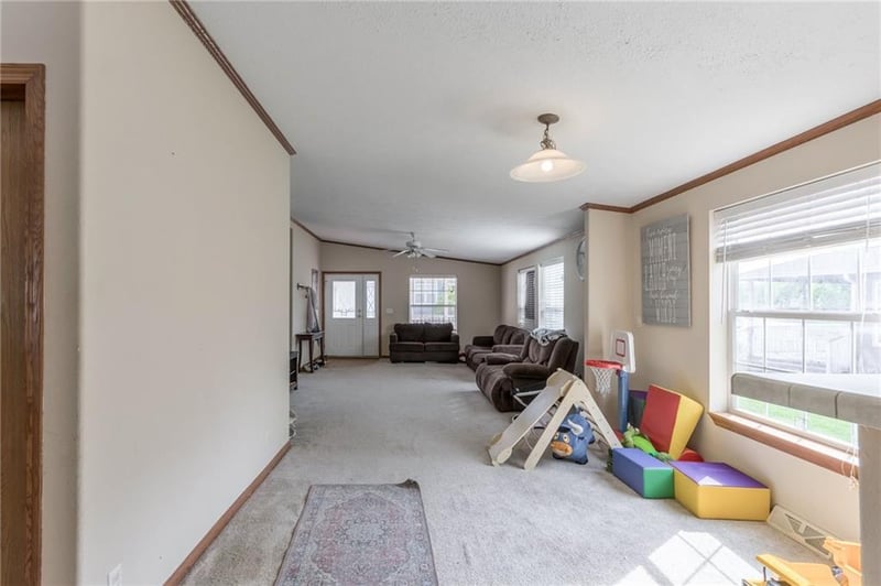 12206 N Atkins Ave, Kansas City, MO 64163