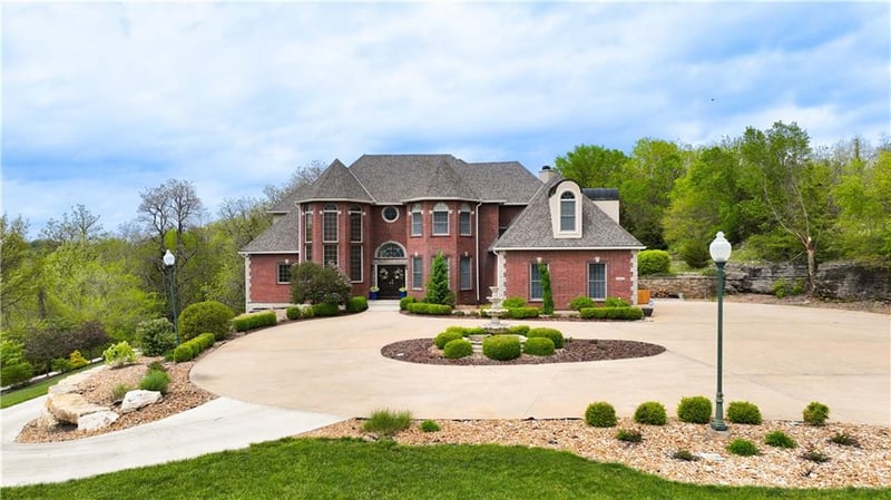 29006 SE Ryan Rd, Blue Springs, MO 64014