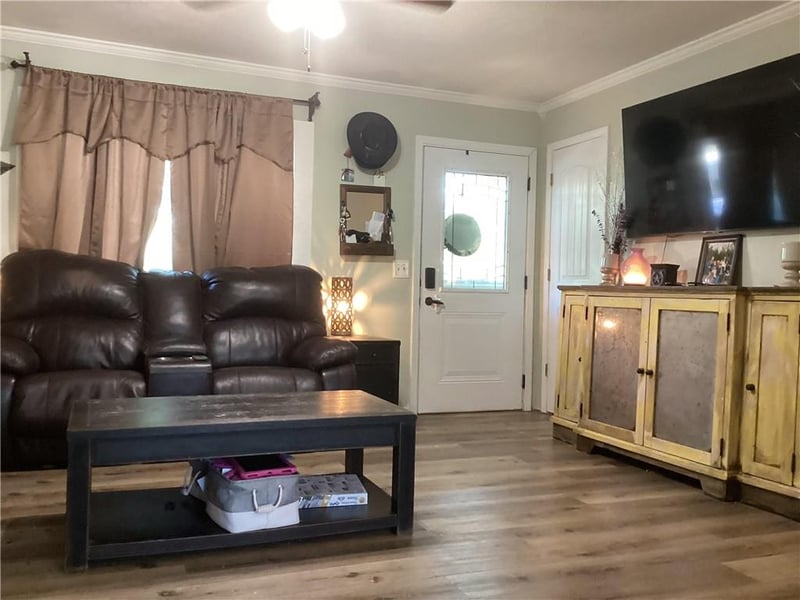 400 W 7th St, Lebo, KS 66856