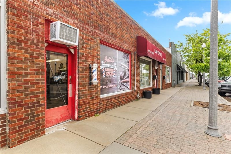 1729 Swift Ave, Kansas City, MO 64116