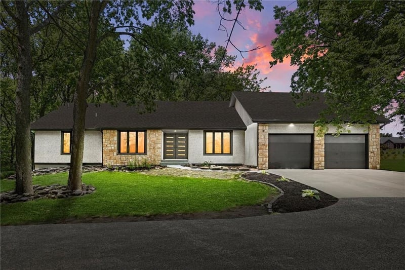 9890 Evening Star Rd, Eudora, KS 66025