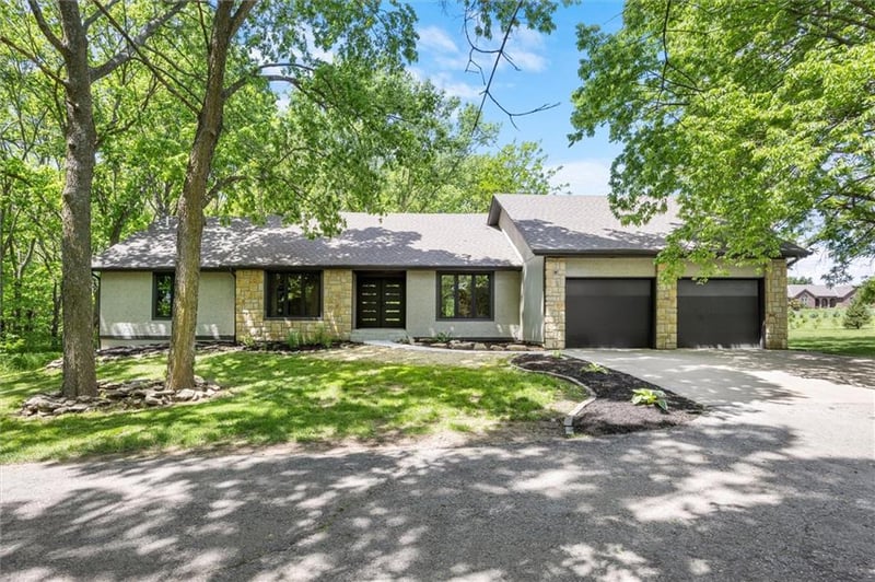 9890 Evening Star Rd, Eudora, KS 66025