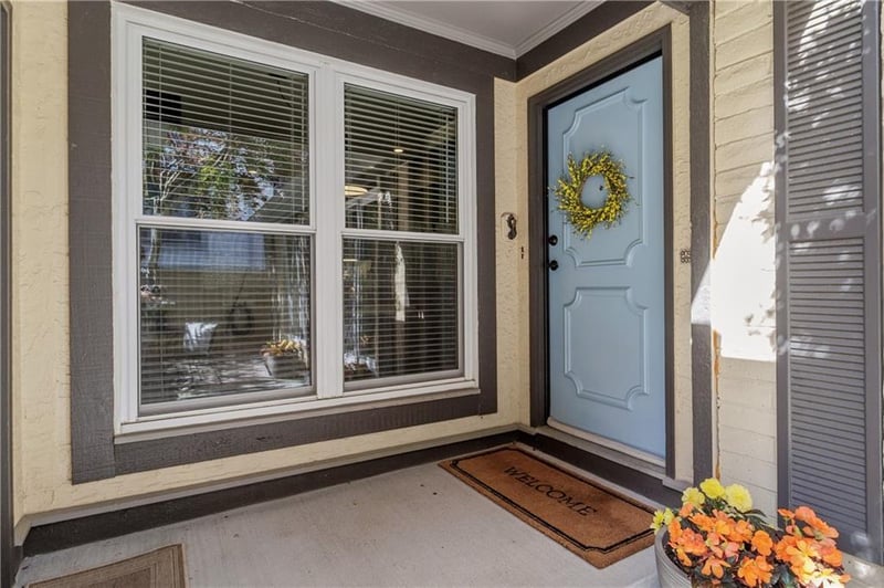 10859 Glenwood St, Overland Park, KS 66211