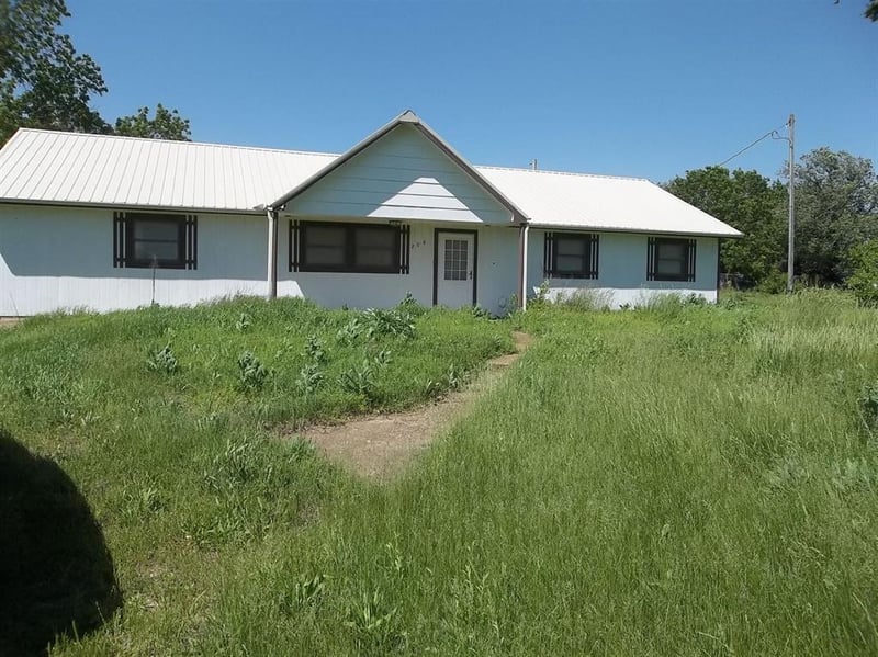 208 W Fife St, Buffalo, KS 66717