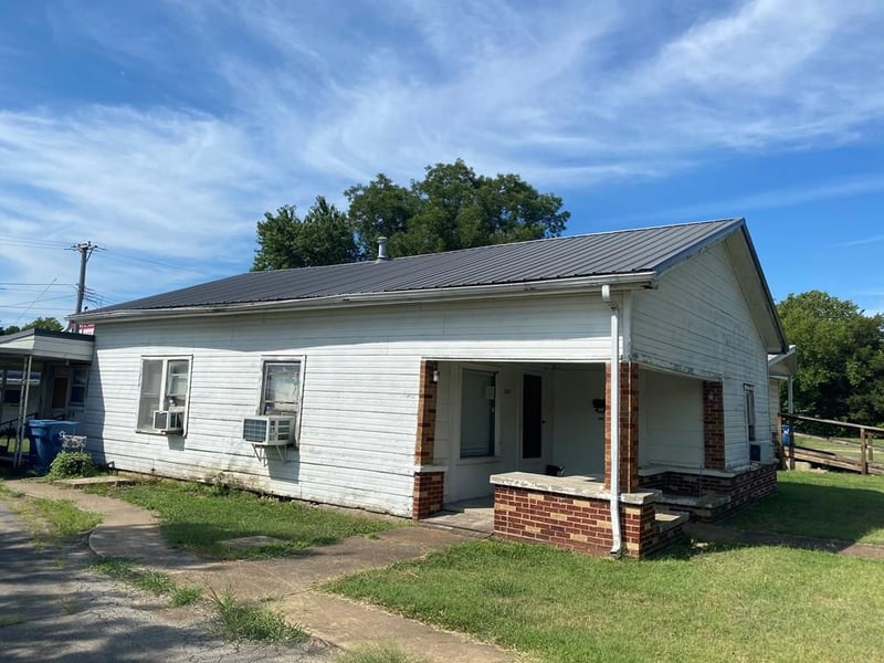 1301 W 10th N/A, Coffeyville, KS 67301