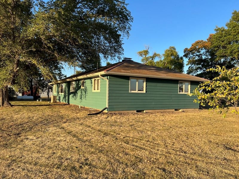 11035 SE Nevada Rd, Kincaid, KS 66039