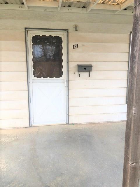 121 N Hooper St, Sedan, KS 67361