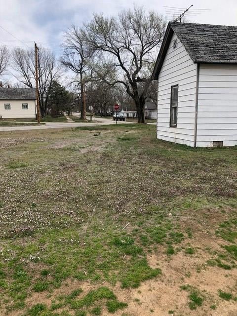 121 N Hooper St, Sedan, KS 67361