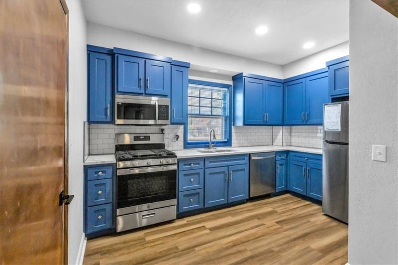 2942 E 29th St, Kansas City, MO 64128