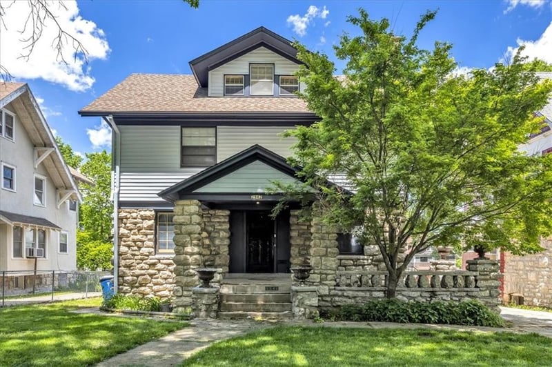 2942 E 29th St, Kansas City, MO 64128