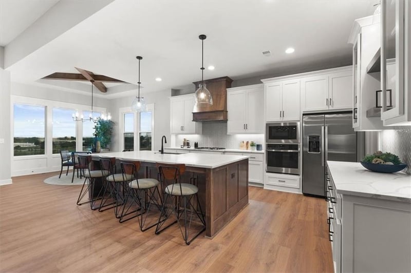 1717 SW Arbormill Ter, Lee's Summit, MO 64082